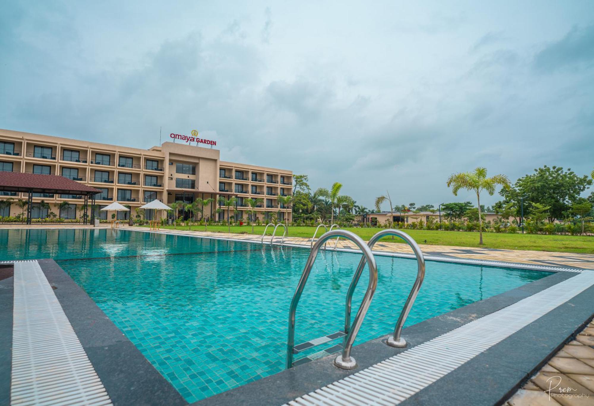 Hotel Omaya Garden Rāipur Exterior foto
